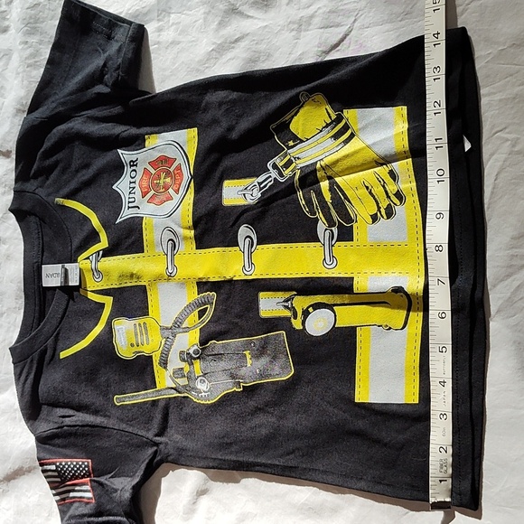 Toddler Fireman Costume Printed T Shirt Short Sleeved Size XS Halloween - Picture 8 of 8